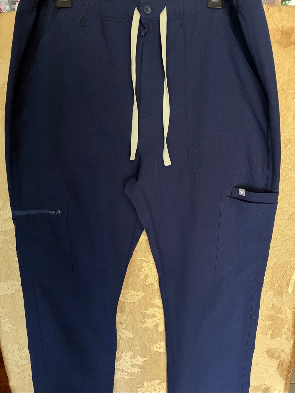 Figs Men's Navy scrubs Jogger Pants with Cream Drawstring